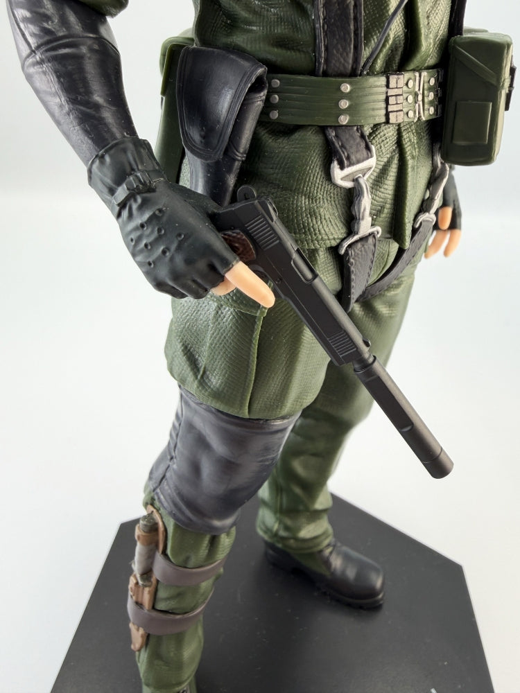 KONAMI AMUSEMENT METAL GEAR SOLID DELTA NAKED SNAKE FIGURA 20 cm