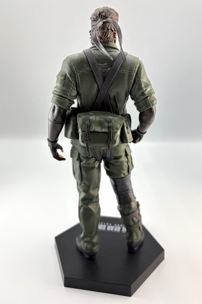 KONAMI AMUSEMENT METAL GEAR SOLID DELTA NAKED SNAKE FIGURA 20 cm