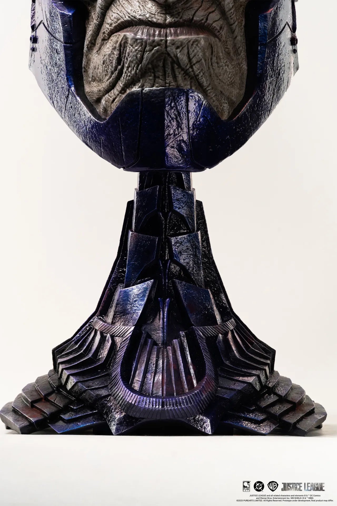 PURE ARTS JUSTICE LEAGUE DARKSEID SCALE ART MASK 1/1 REPLICA 26 cm