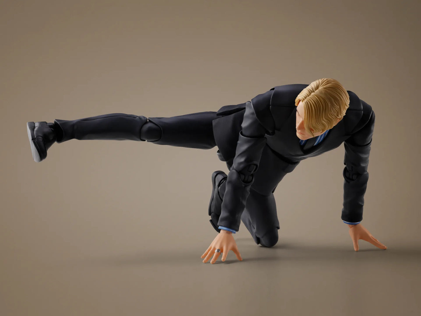 ONE PIECE NETFLIX SANJI S.H.FIGUARTS