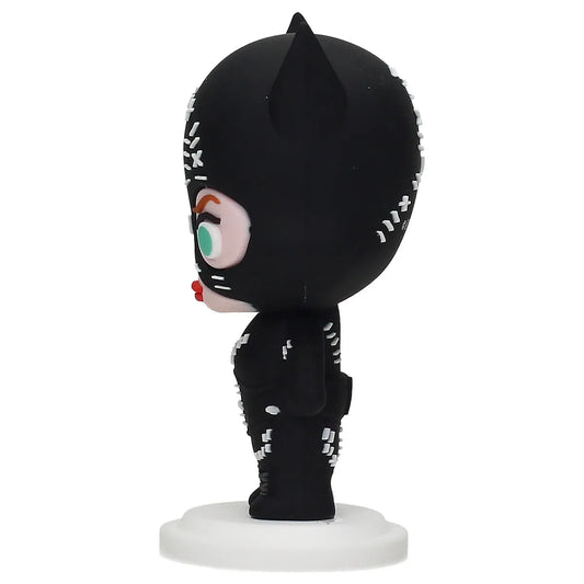 BATMAN CATWOMAN POKIS FIGURE