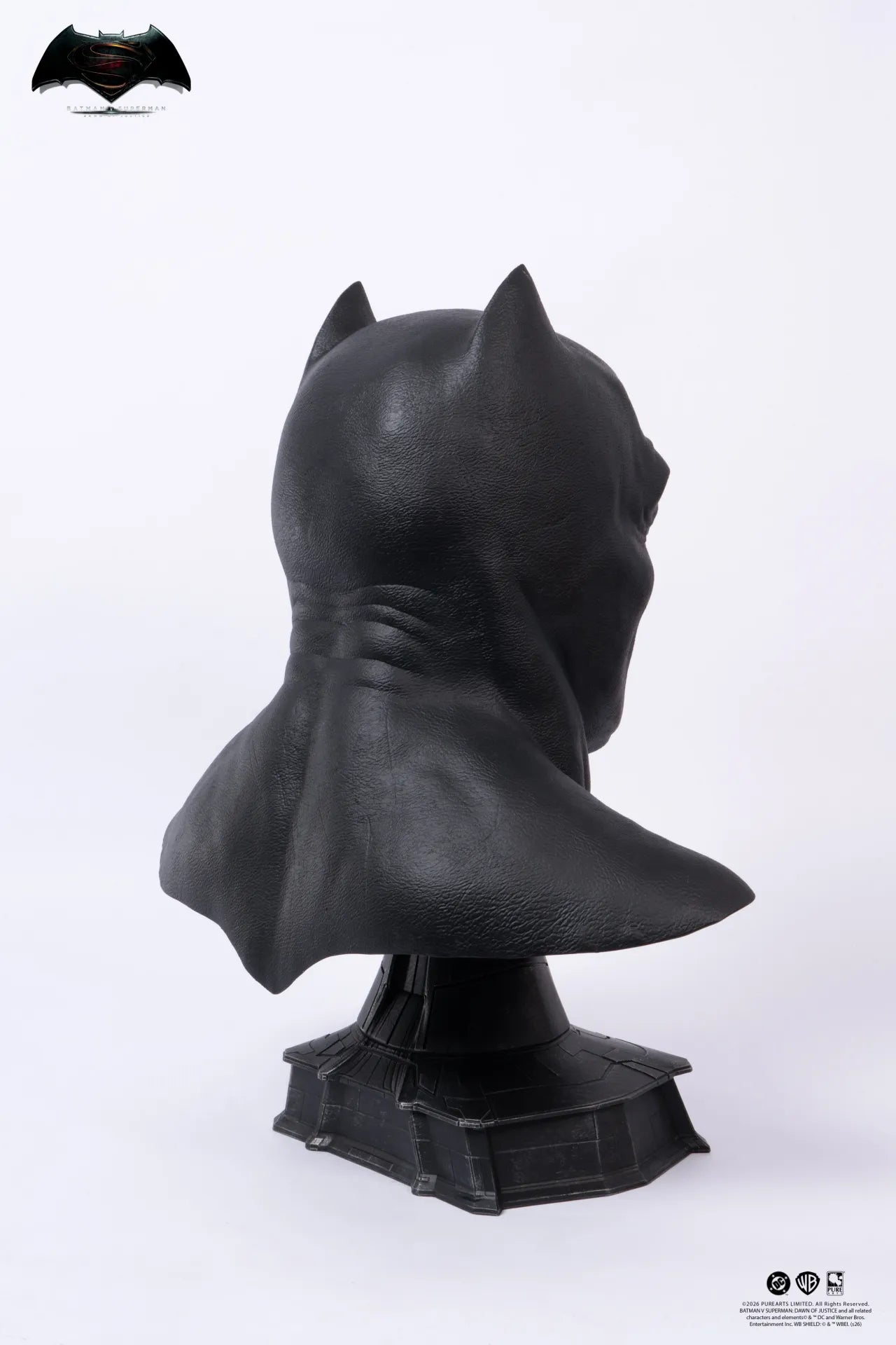 BATMAN VS SUPERMAN DAWN OF JUSTICE BATMAN COWL REPLICA
