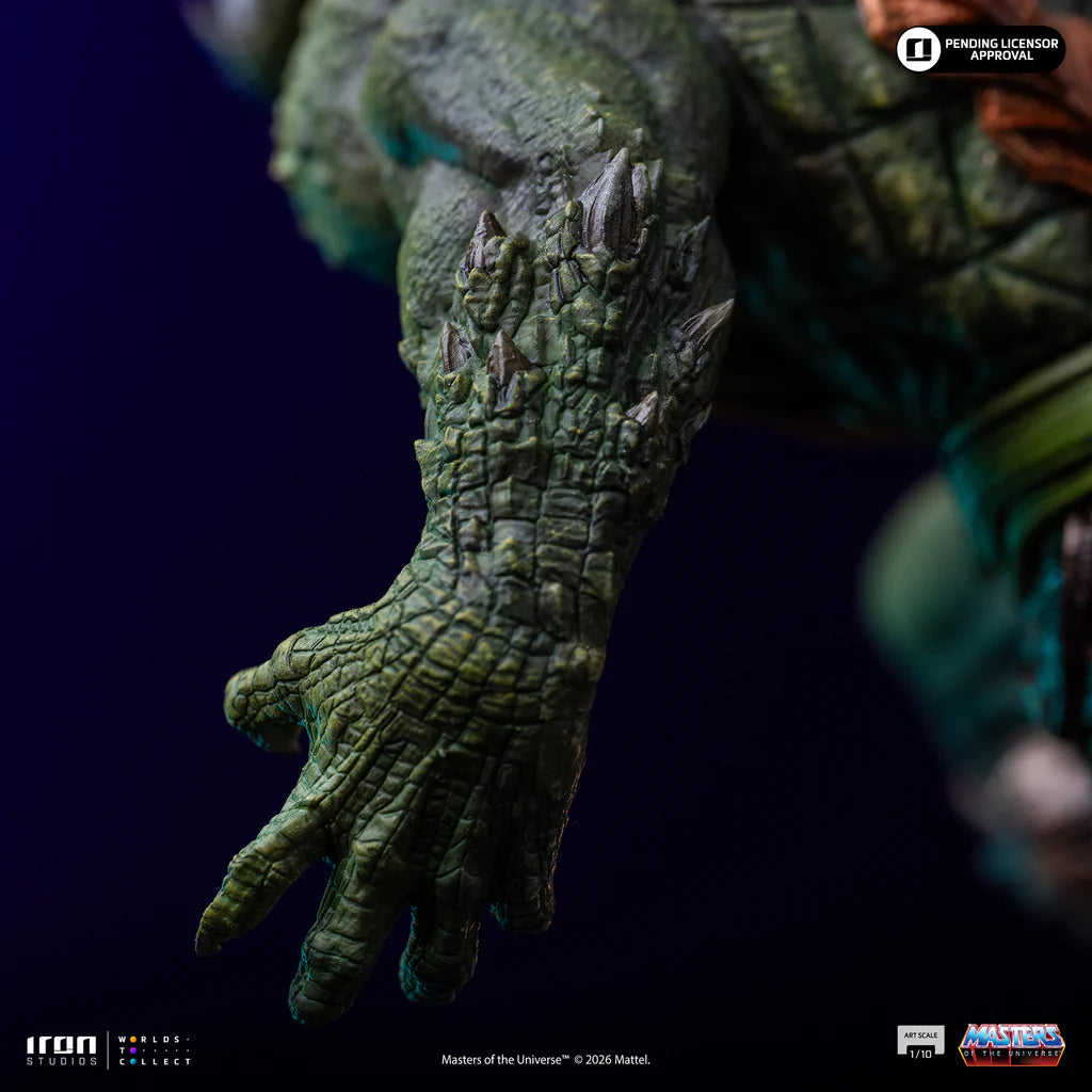 MASTERS OF THE UNIVERSE KOBRA KHAN 1/10 STATUE