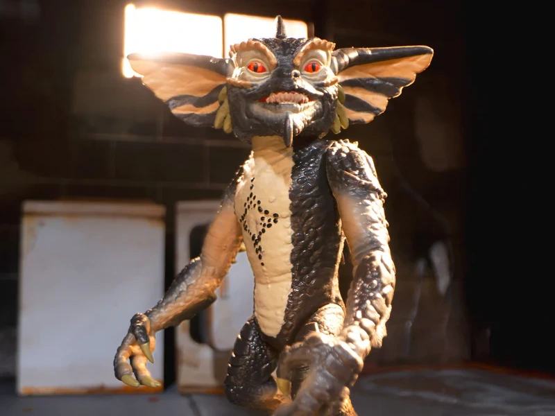 SUPER 7 GREMLINS REACTION MOHAWK (CHARACTER CARD) S ACTION FIGURE 10 cm