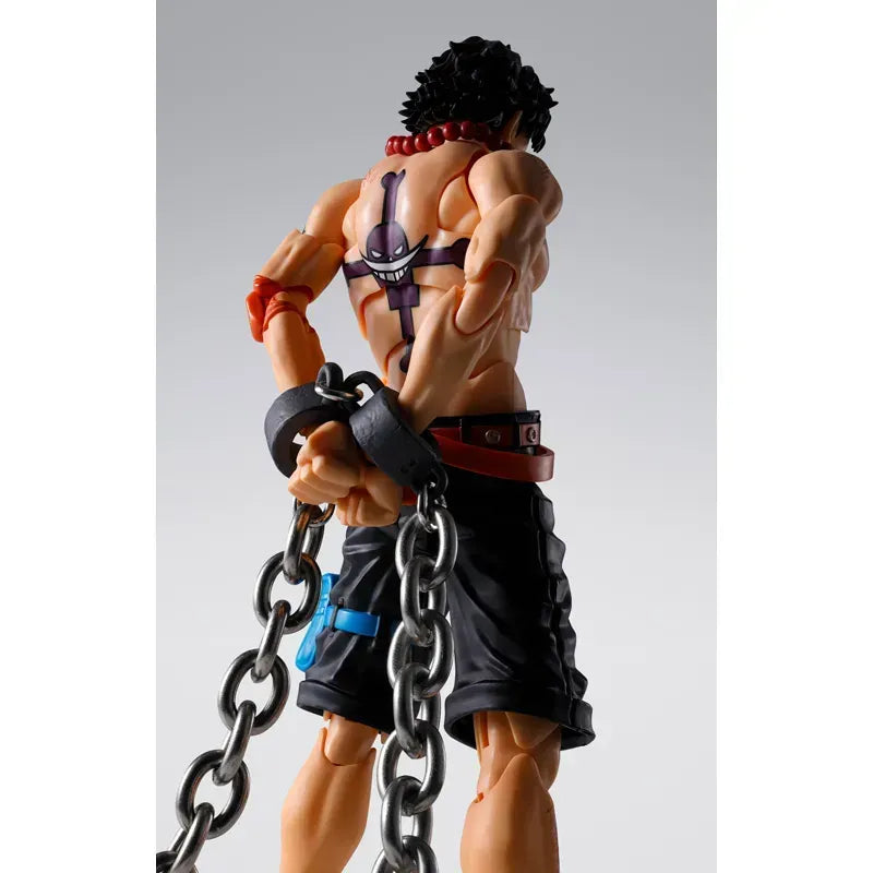 ONE PIECE PORTGAS.D.ACE MARINEFORD S.H.FIGUARTS