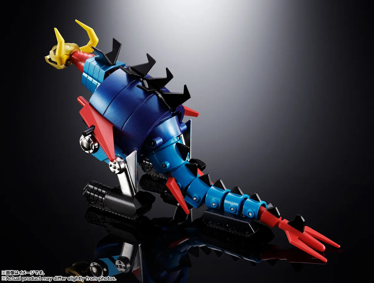 BANDAI GAIKING DAIKUMARYU & GAIKING CHOGOKIN ACTION FIGURE DAIKUMARYU: 20cm. GAIKING: 7cm
