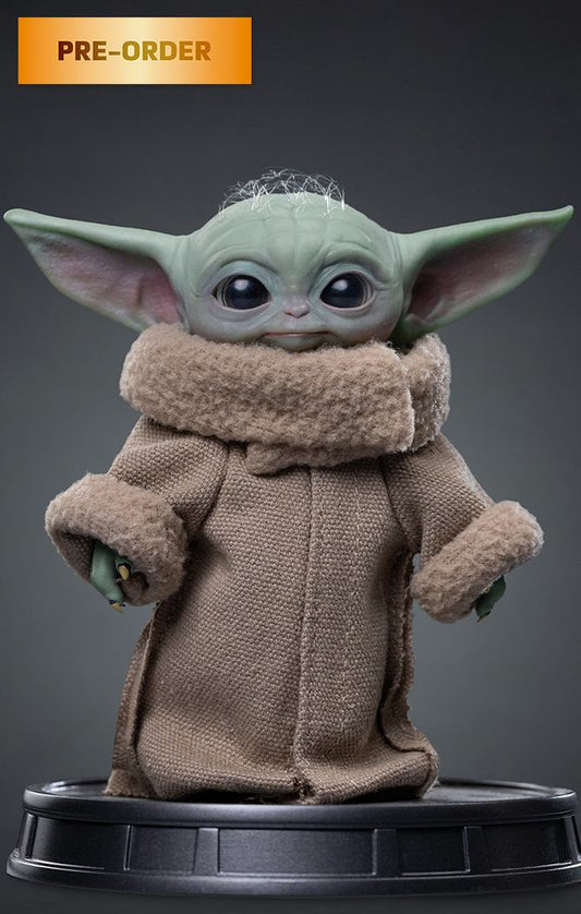 IRON STUDIOS MANDALORIAN & GROGU MOVIE GROGU ALWAYS CURIOUS LEGACY 1/4 STATUA 13.9 cm