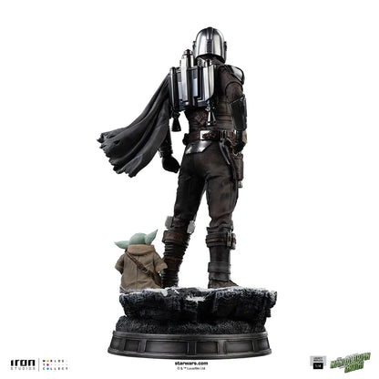 MANDALORIAN & GROGU MOVIE THE MANDALORIAN LEGACY REPLICA 1/4 STATUE