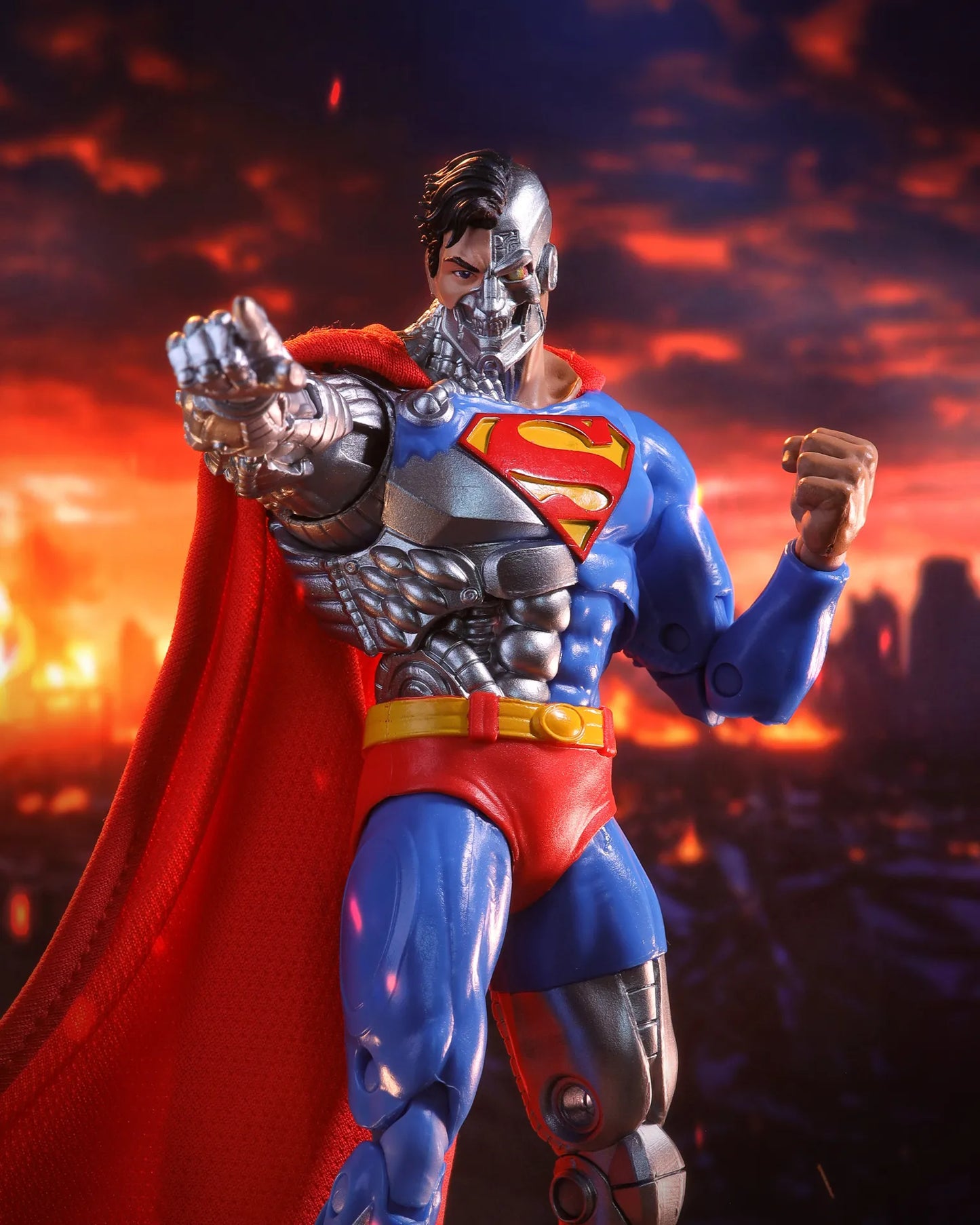 MCFARLANE VAULT DC MULTIVERSE 7INCH CYBORG SUPERMAN ACTION FIGURE