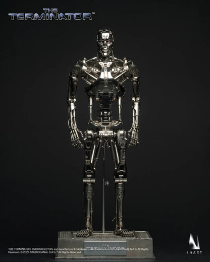 THE TERMINATOR T-800 ENDOSKELETON 1/6 COLLECTIBLE FIGURE
