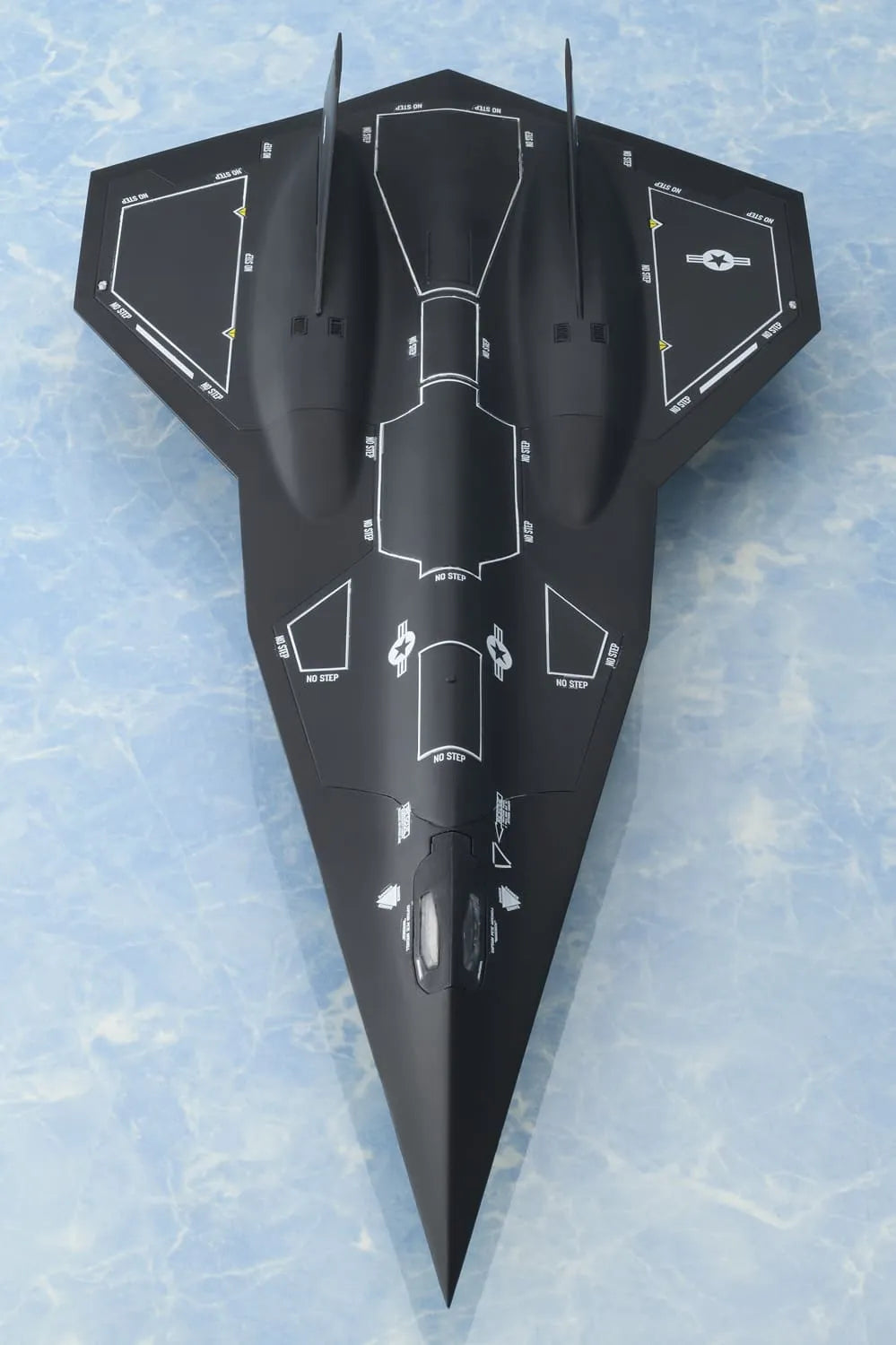 TOP GUN MAVERICK DARK STAR 1/72 MODEL KIT