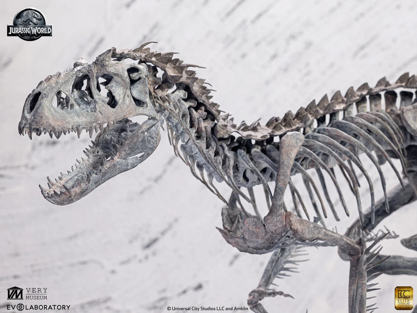 JURASSIC WORLD INDOMINUS REX SKELETON BRONZE 1/24 SCALE