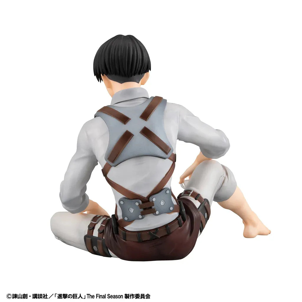 ATTACK ON TITAN PALM SIZE SQUAD CAPTAIN LEVI G.E.M. STATUE
