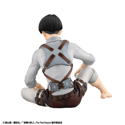 ATTACK ON TITAN PALM SIZE SQUAD CAPTAIN LEVI G.E.M. STATUE