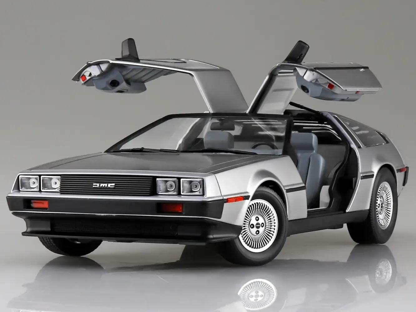 BTTF DELOREAN DMC-12 MK 1/24