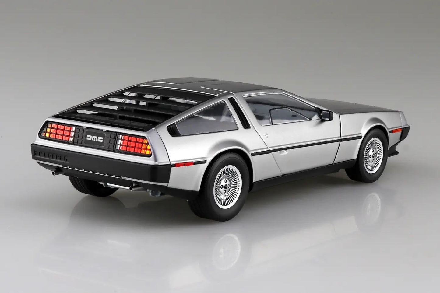 BTTF DELOREAN DMC-12 MK 1/24