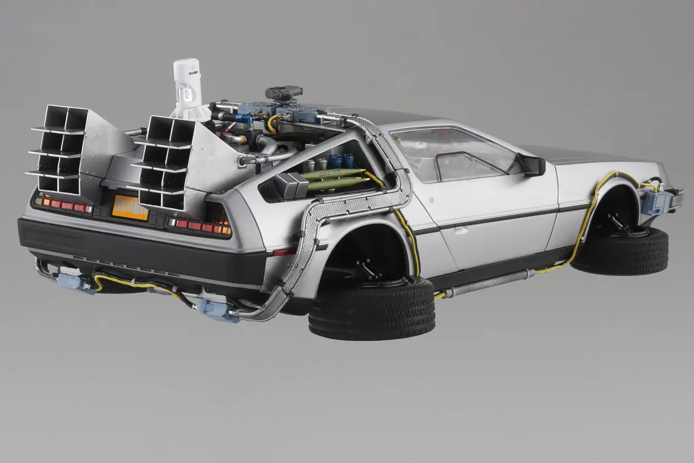 BBTF TIME MACHINE FROM BACK TO THE FUTURE PARTII MK 1/24