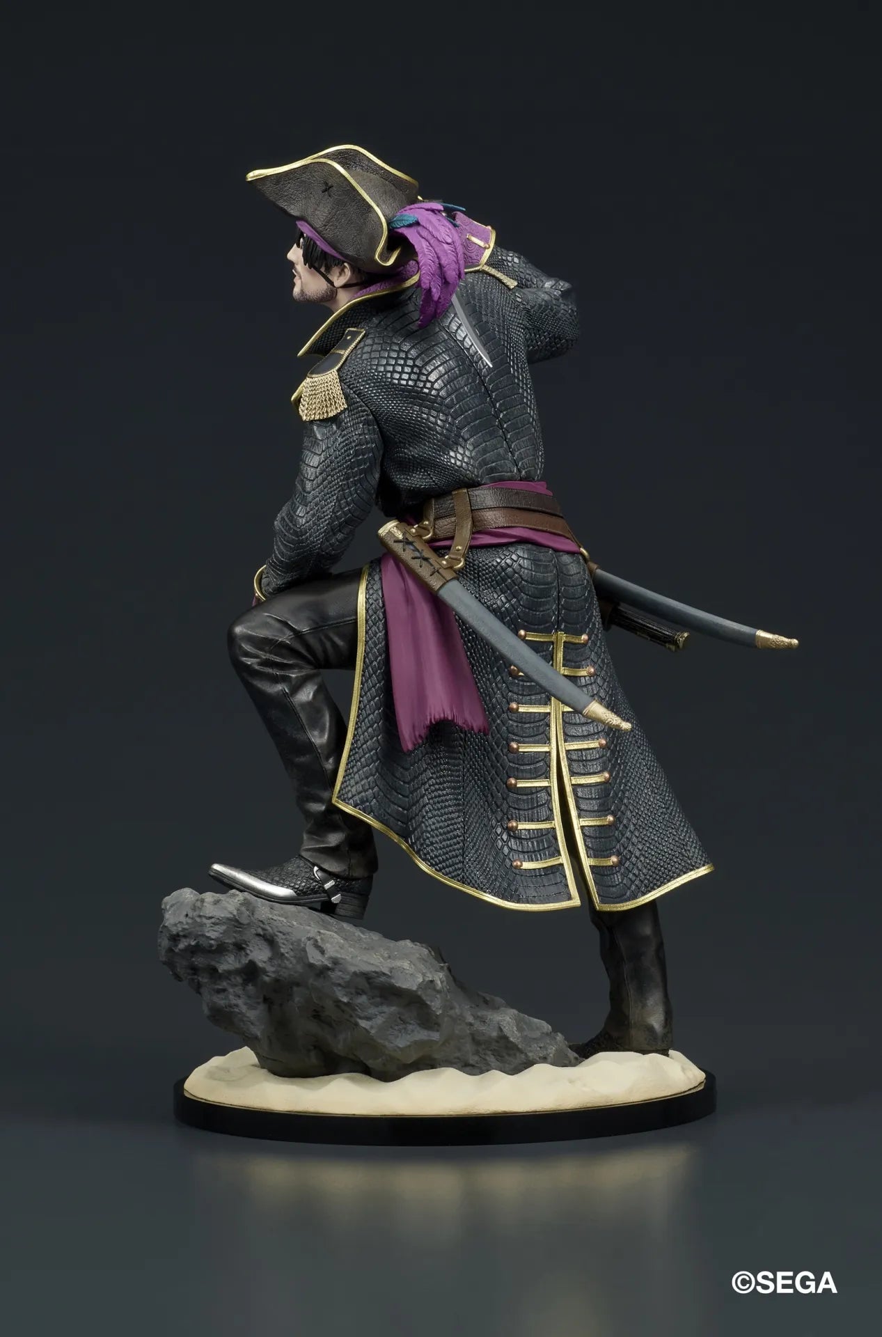 LIKE A DRAGON PIRATE YAKUZA IN HAWAII CAPTAIN MAJIMA DIGSTA FIGURE
