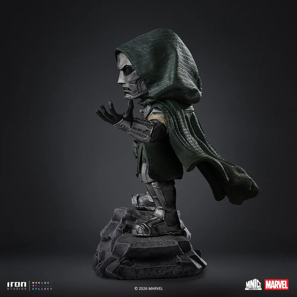 IRON STUDIOS - DOOM AVENGERS:DOOMSDAY DOCTOR DOOM MINICO STATUA 15.60 cm