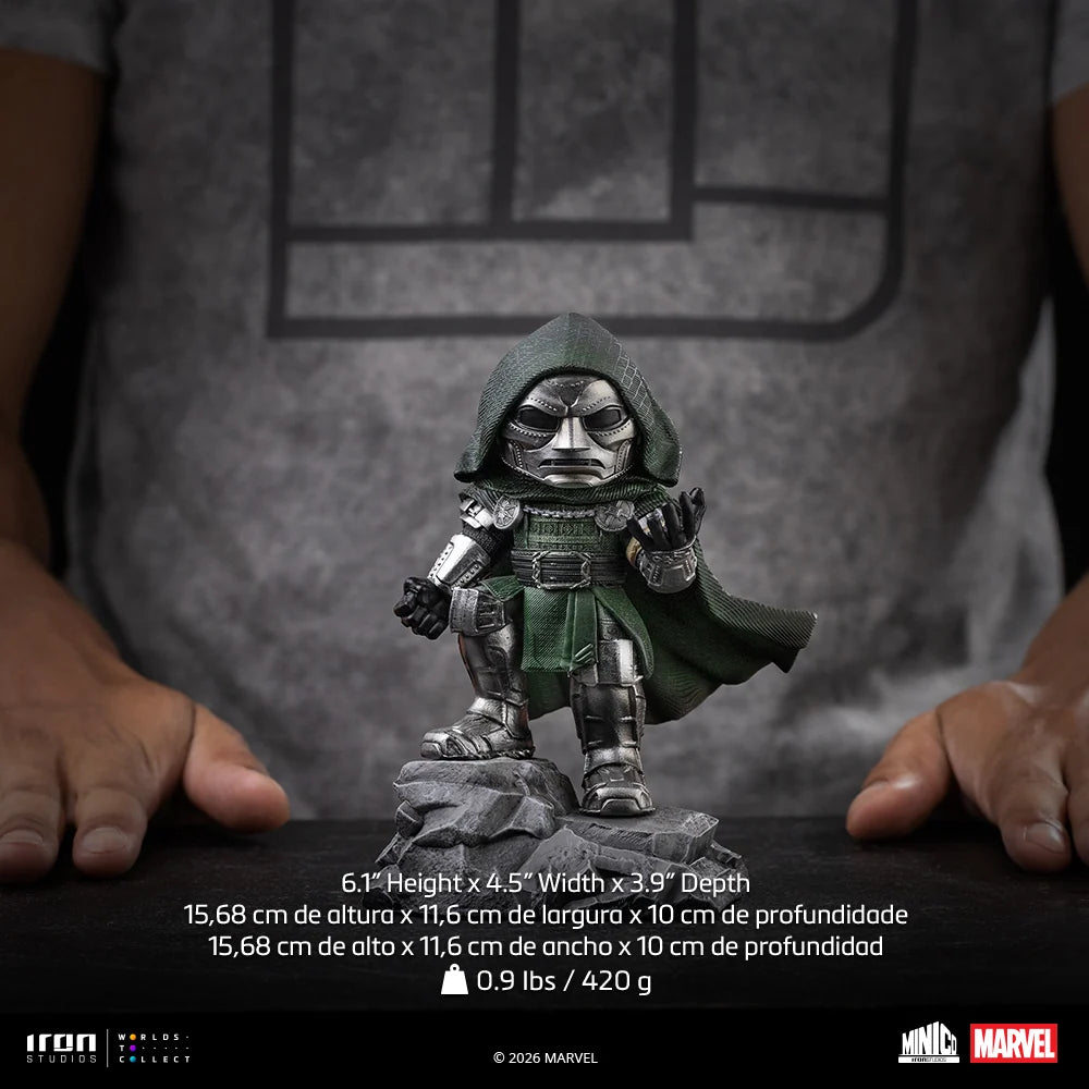 IRON STUDIOS - DOOM AVENGERS:DOOMSDAY DOCTOR DOOM MINICO STATUA 15.60 cm