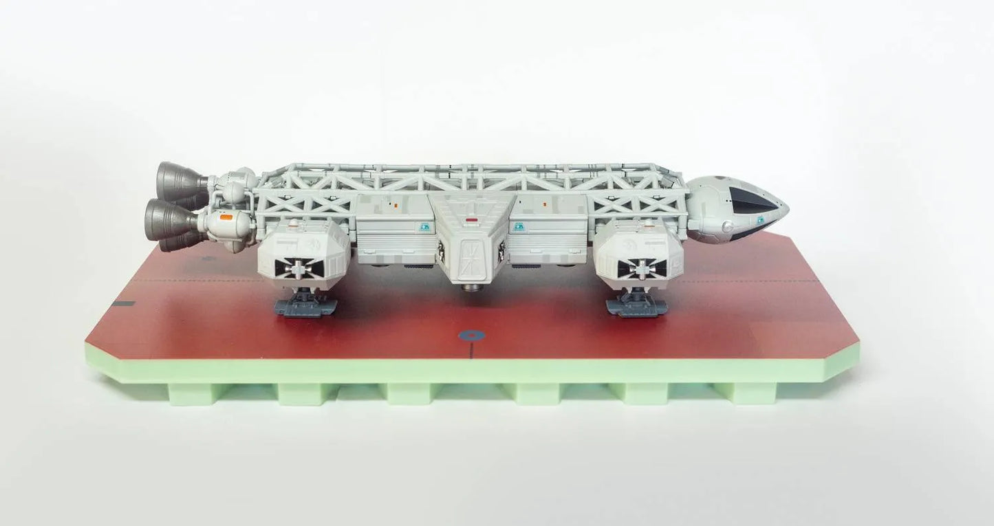 ANDERSON ENTERTAINMENT LIMITED - SPACE 1999 SPACE 1999 LABORATORY EAGLE DIE-CAST REPLICA 25 cm