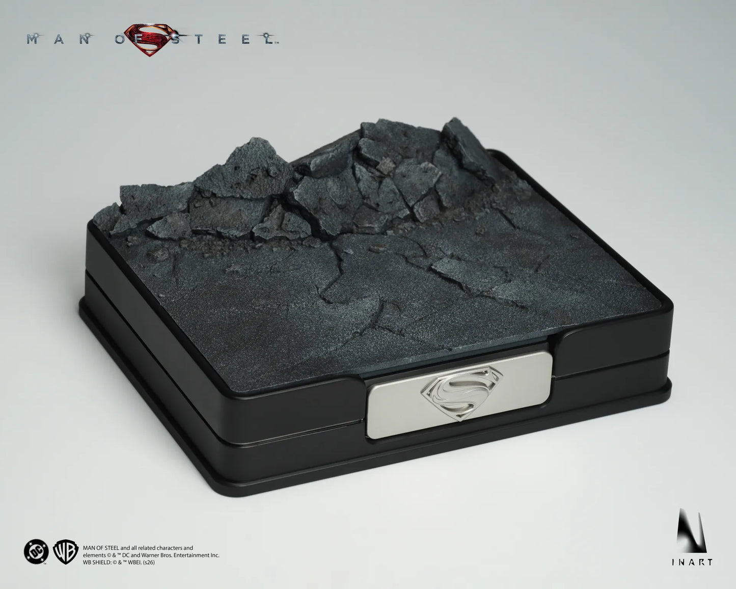 INART - DC COMICS MAN STEEL SUPERMAN COLLECTIBLE 1/6 ACTION FIGURE 32 cm