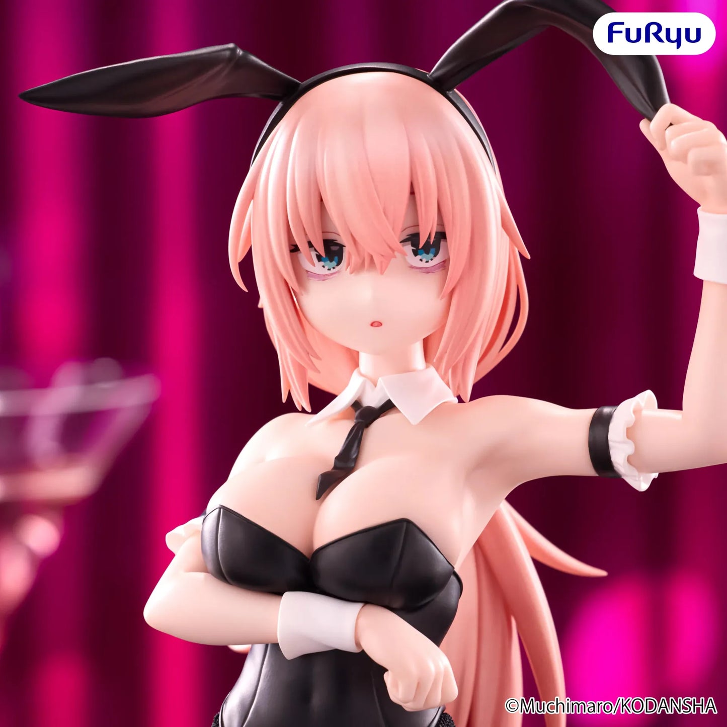 FURYU RG THERE IS ALSO HOLE STUDENT OANIZATION KOMARO MICHINOKU BICUTE BUNNIES FIGURA 23 cm