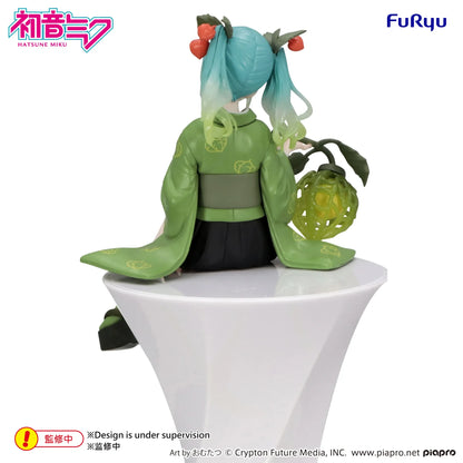 FURYU - HATSUNE MIKU HATSUNE MIKU FLOWER FAIRY WINTER CHERRY GREEN NOODLE STOPPER FIGURA 15 cm