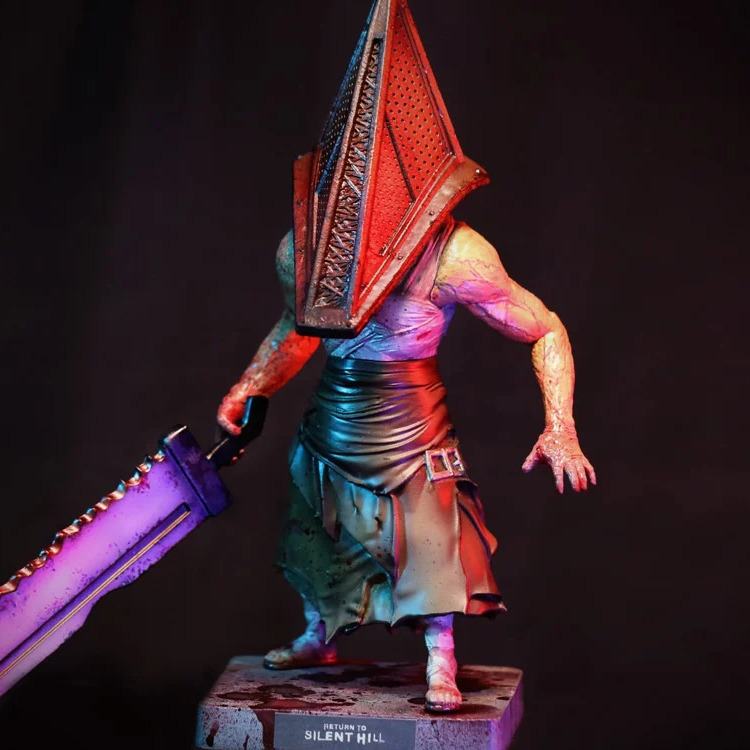 STAR ACE RETURN SILENT HILL PYRAMID HEAD DEFOSTYLE FIGURA 16 cm