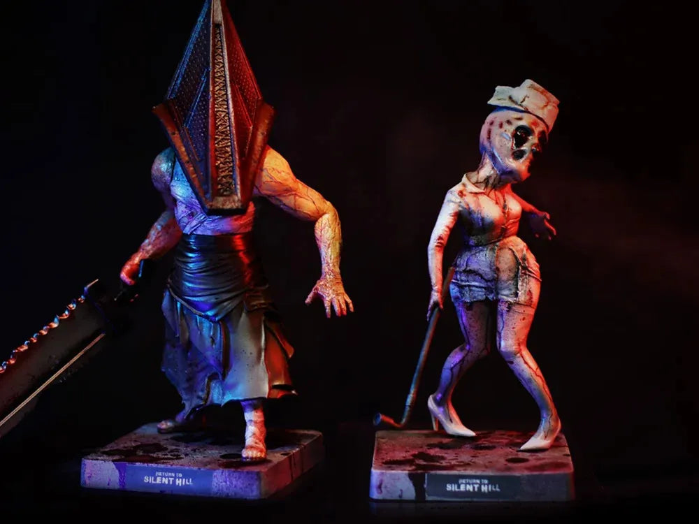 STAR ACE - BUBBLE RETURN SILENT HILL PYRAMID HEAD + BUBBLE HEAD NURSE TWIN PACK DEFOSTYLE FIGURA 16 cm