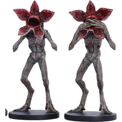 NEMESIS NOW - STRANGER THINGS RG STRANGER THINGS THREE WISE DEMOGOONS FIGURA 16.3 cm