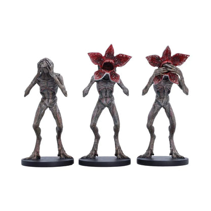 NEMESIS NOW - STRANGER THINGS RG STRANGER THINGS THREE WISE DEMOGOONS FIGURA 16.3 cm