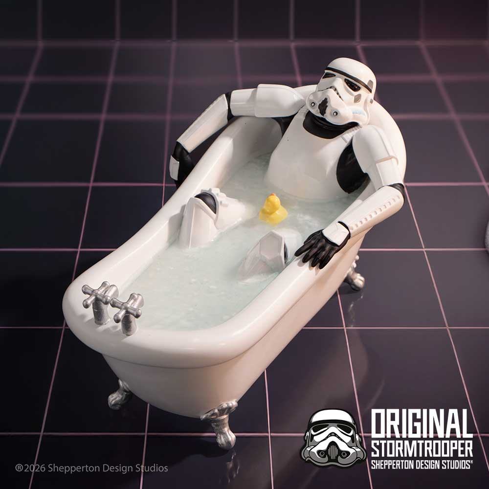 NEMESIS NOW - STAR WARS STORMTROOPER SPLISH SPLASH FIGURA 17 cm