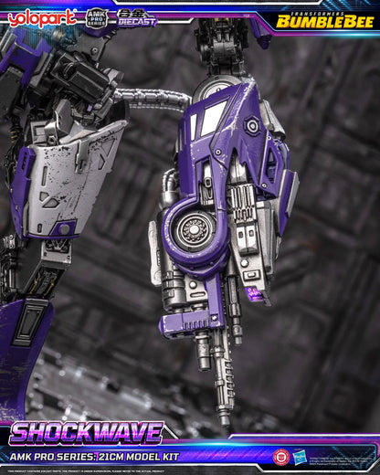YOLOPARK BUMBLEBEE & SHOCKWAVE - TRANSFORMERS MOVIE AMK PRO MODEL KIT 21 cm