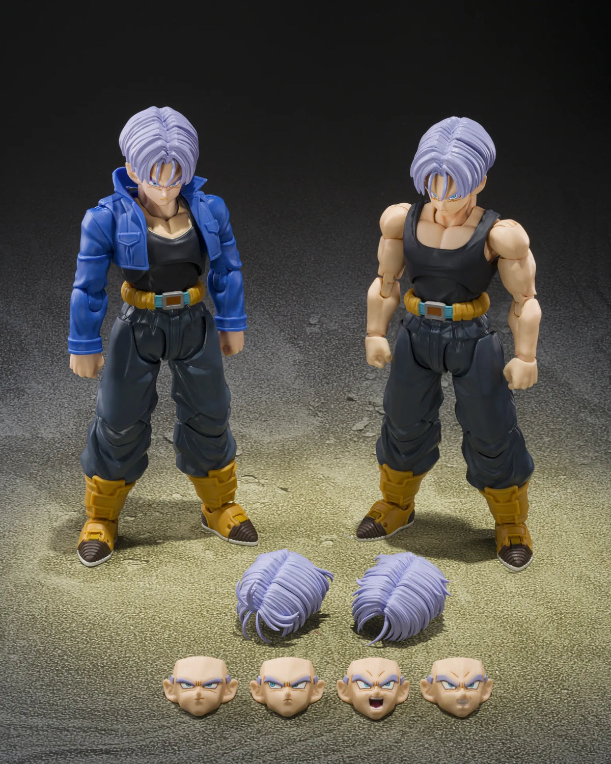 BANDAI - DRAGON BALL Z S.H.FIGUARTS TRUNKS Z-FIGHTERS GROUP BASE VER.B LIMITED EDITION ACTION FIGURE 14 cm LIMITED EDITION