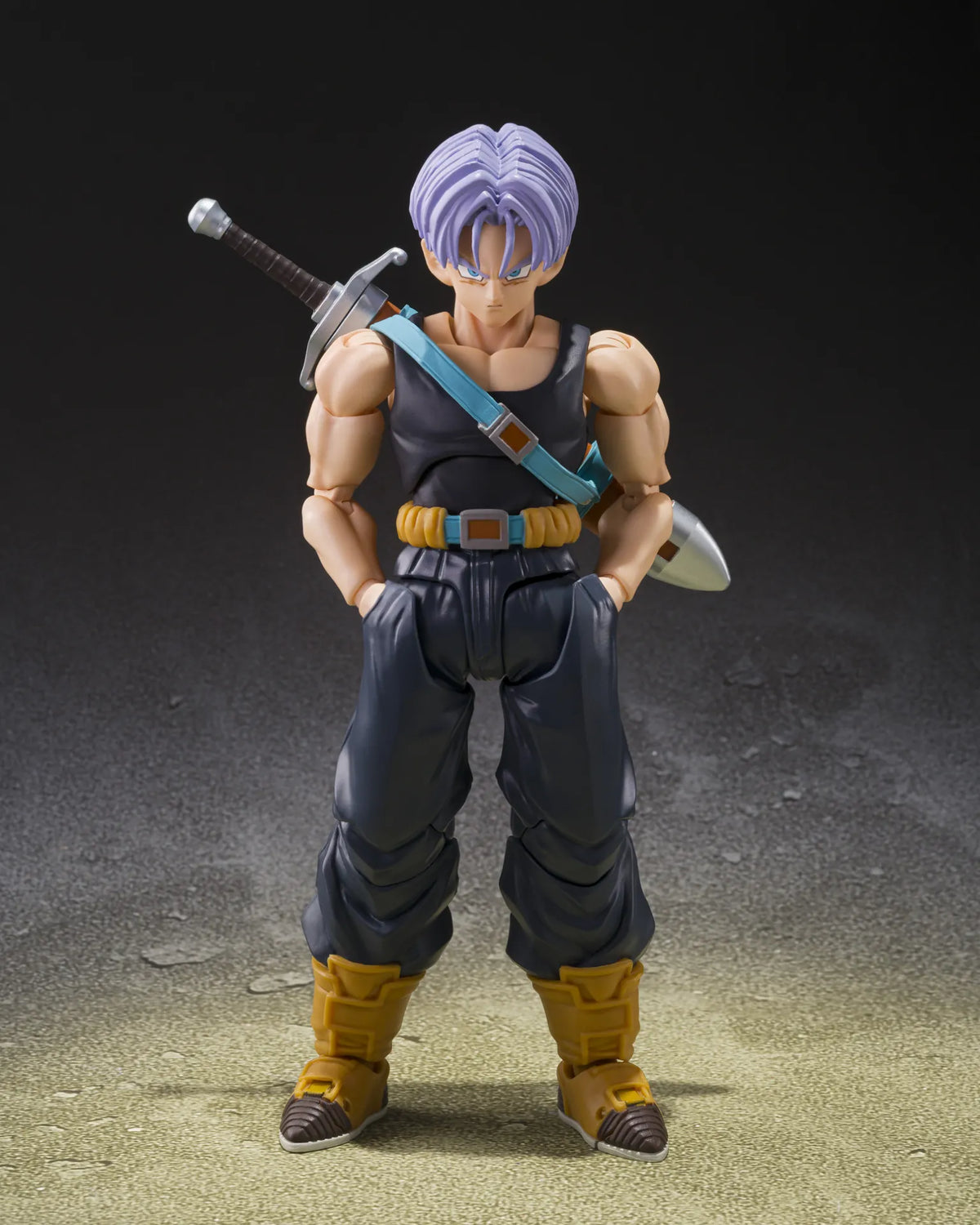 BANDAI - DRAGON BALL Z S.H.FIGUARTS TRUNKS Z-FIGHTERS GROUP BASE VER.B LIMITED EDITION ACTION FIGURE 14 cm LIMITED EDITION
