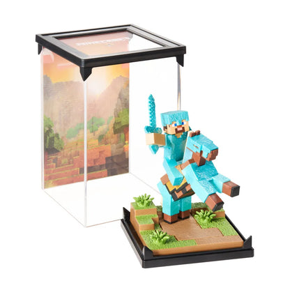 NOBLE COLLECTIONS - MINECRAFT MINECRAFT DIAMOND ARMOR STEVE HORSE DIORAMA