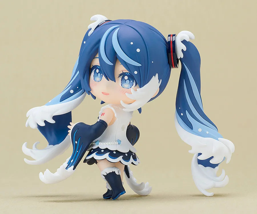 GOOD SMILE COMPANY - HATSUNE MIKU NENDOROID HATSUNE MIKU KATSUSHIKA HOKUSAI COLLABORATION - RELLA - MINI FIGURA 10 cm