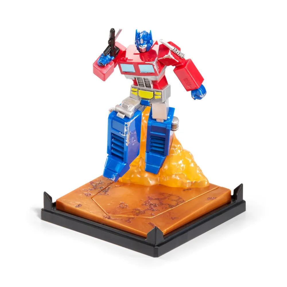 NOBLE COLLECTIONS OPTIMUS & PRIME - TRANSFORMERS DIORAMA 17 cm