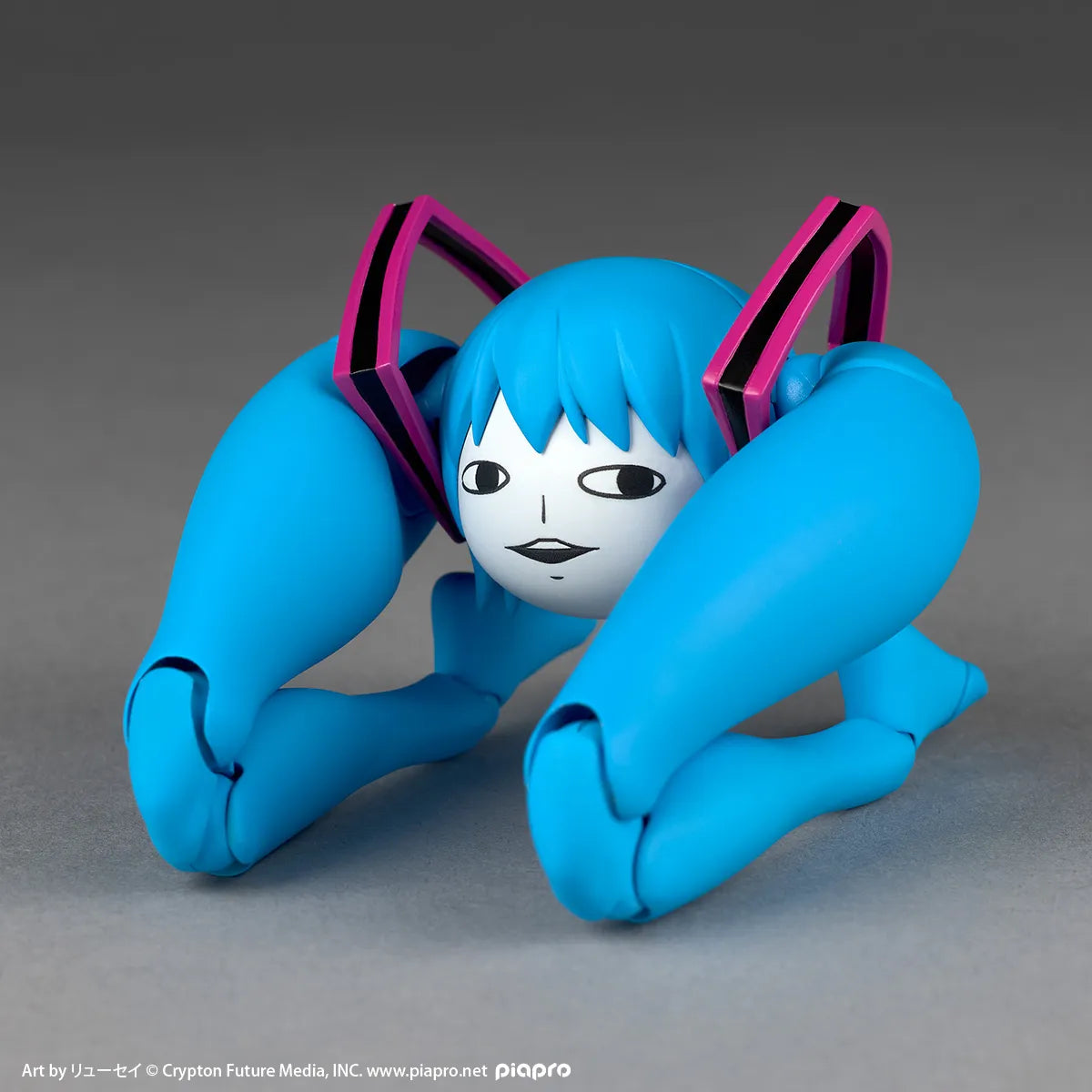 KAIYODO - HATSUNE MIKU REVOLTECH HATSUNE MIKU SHITEYANYO ACTION FIGURE 13 cm