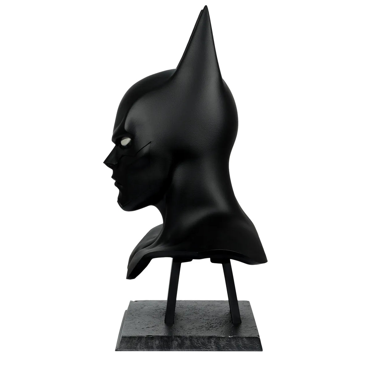 MCFARLANE TOYS 25 BATMAN - DC DIRECT BEYOND COWL 1:1 SCALE REPLICA 55 cm