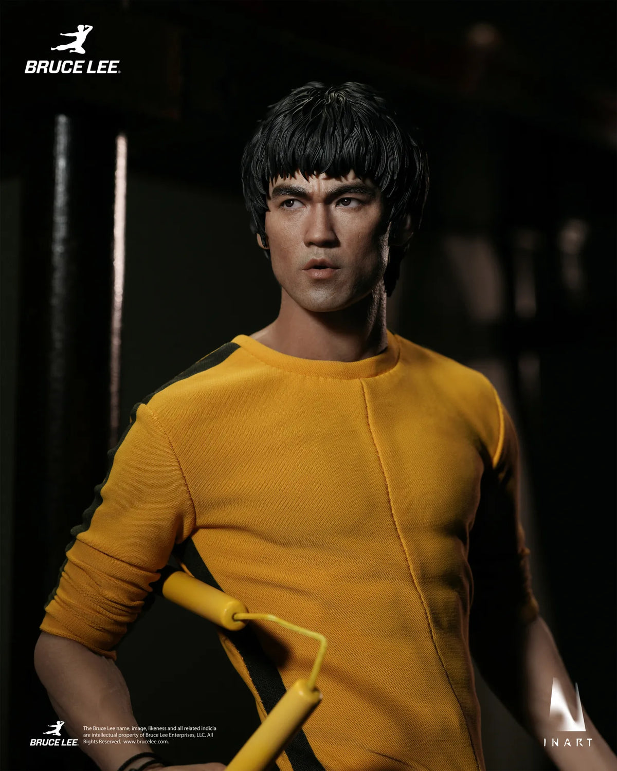 INART - BRUCE LEE BRUCE LEE (YELLOW JUMPSUIT) COLLECTIBLE 1/6 ACTION FIGURE 27.5 cm
