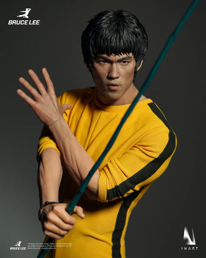 INART - BRUCE LEE BRUCE LEE (YELLOW JUMPSUIT) COLLECTIBLE 1/6 ACTION FIGURE 27.5 cm