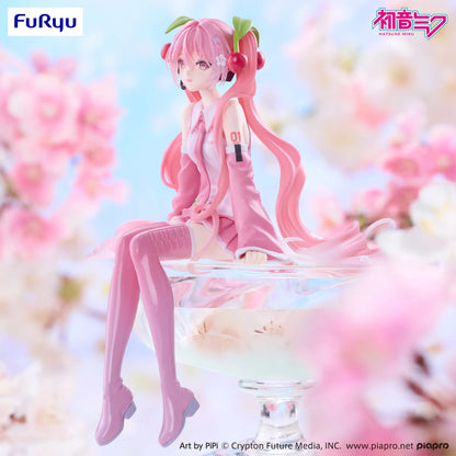 FURYU - HATSUNE MIKU HATSUNE MIKU SAKURA MIKU 2026 SMILE NOODLE STOPPER FIGURA 14 cm