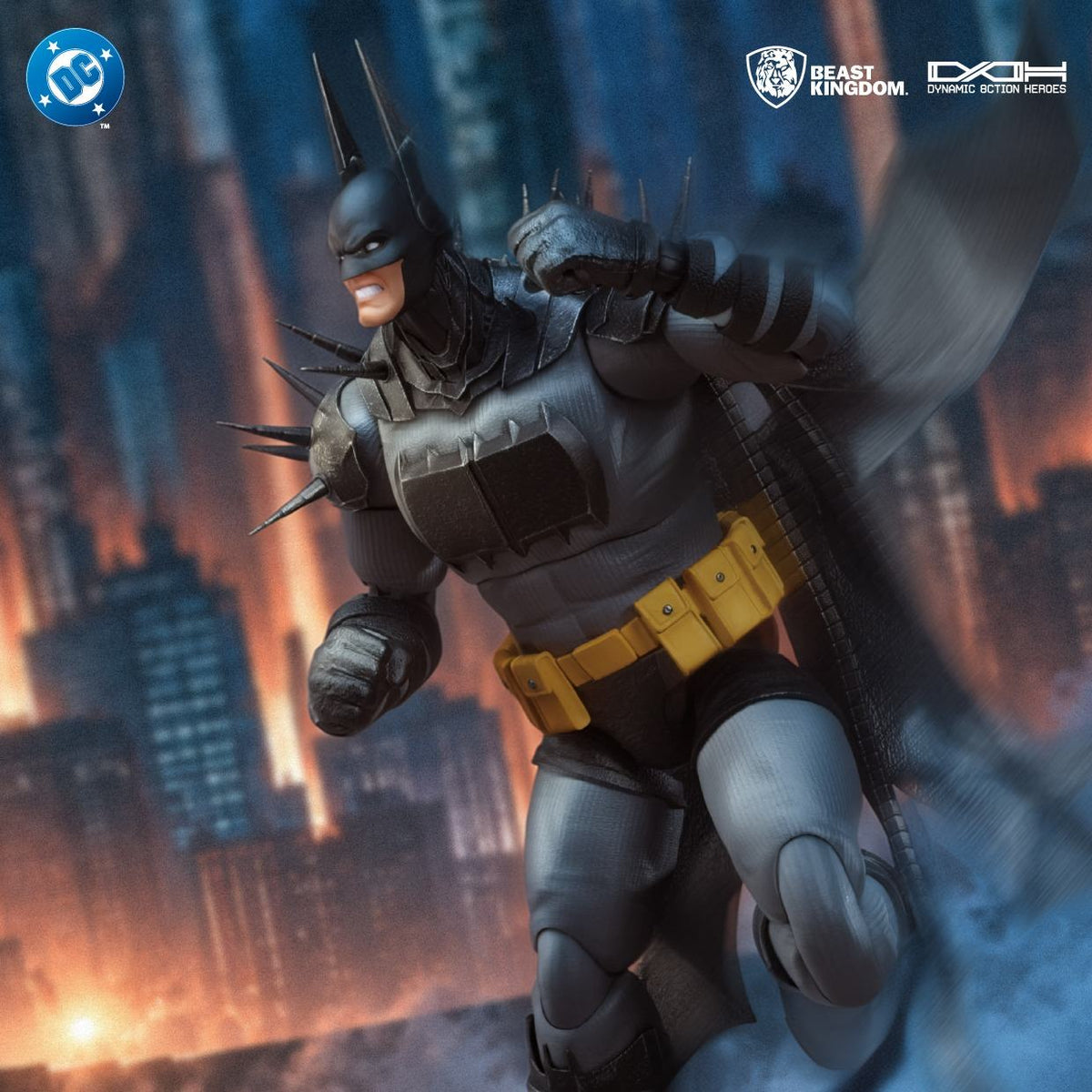 BEAST KINGDOM BATMAN - DC COMICS ABSOLUTE ACTION FIGURE 21.5 cm