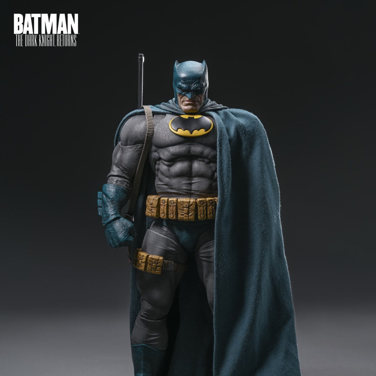 INART - DC COMICS BATMAN DARK KNIGHT RETURNS BLUE SUIT 1/12 ACTION FIGURE 17 cm
