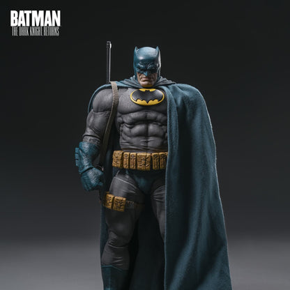 INART - DC COMICS BATMAN DARK KNIGHT RETURNS BLUE SUIT 1/12 ACTION FIGURE 17 cm