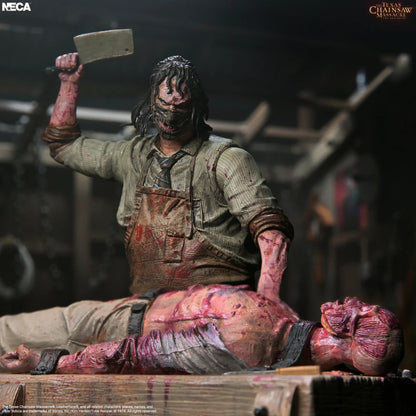THE TEXAS CHAINSAW MASSACRE THE BEGINNING SLAUGHTERHOUSE ACTION FIGURE BOX SET