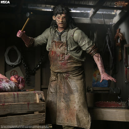 THE TEXAS CHAINSAW MASSACRE THE BEGINNING SLAUGHTERHOUSE ACTION FIGURE BOX SET