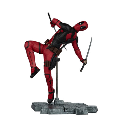 MARVEL STUDIOS COLL 1:10 WV2 DEADPOOL & WOLVERINE DEADPOOL FIGURE